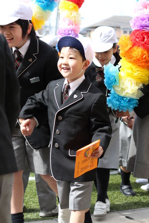 ようこそ英宏小へ！　1年生を迎える会