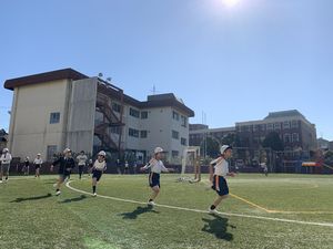 走っています！業間持久走【体づくり】