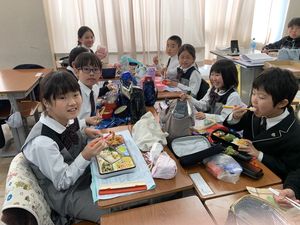 みんな仲良しＬＩＬＡＣ！　【縦割り班活動】