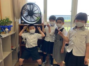 換気用サーキュレーターを設置しました　【保健安全】