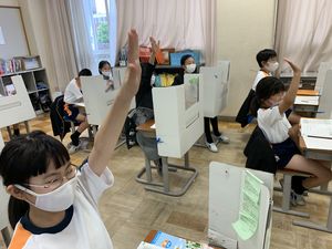 Which　do you like better　【英語教育】