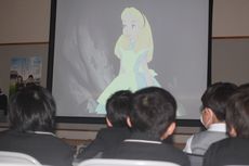 スプリングスクール５日目　鑑賞教室