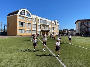 業間4分間走がんばっています！　【保健安全教育】