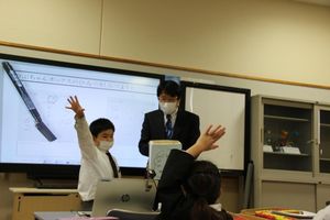 授業参観・学級懇談会・保護者会がありました　【学校公開】