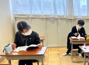 卒業後もアクティブスタディ　【学校生活】