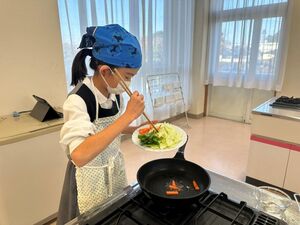 6年生の調理実習がありました　【授業風景】