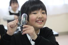 スプリングスクール４日目　実験教室